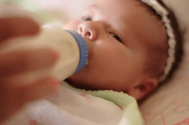 How To Keep a Baby's Bottle Warm At Night